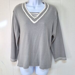 Vintage Sara Morgan Gray V-Neck Women's Sweater L